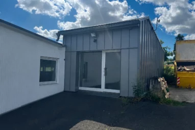 Ideal für Klein-Gewerbetreibende: 160 m² Lager/Produktion + 35 m² Büro