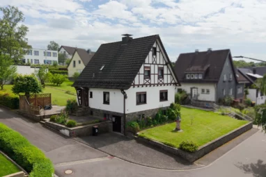 Ein Zuhause mit Herz: Charmantes Einfamilienhaus auf Traumgrundstück