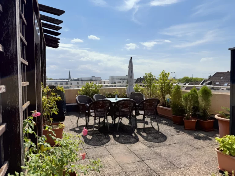 PENTHOUSEWOHNUNG MIT DACHTERRASSE IN KREFELD ZU VERKAUFEN!