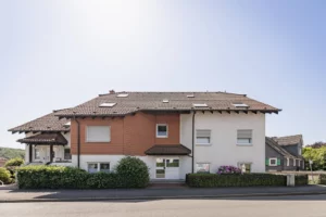 Ihr sicheres Investment: Eigentumswohnung mit Terrasse, Garten und Garage in Altenvoerde