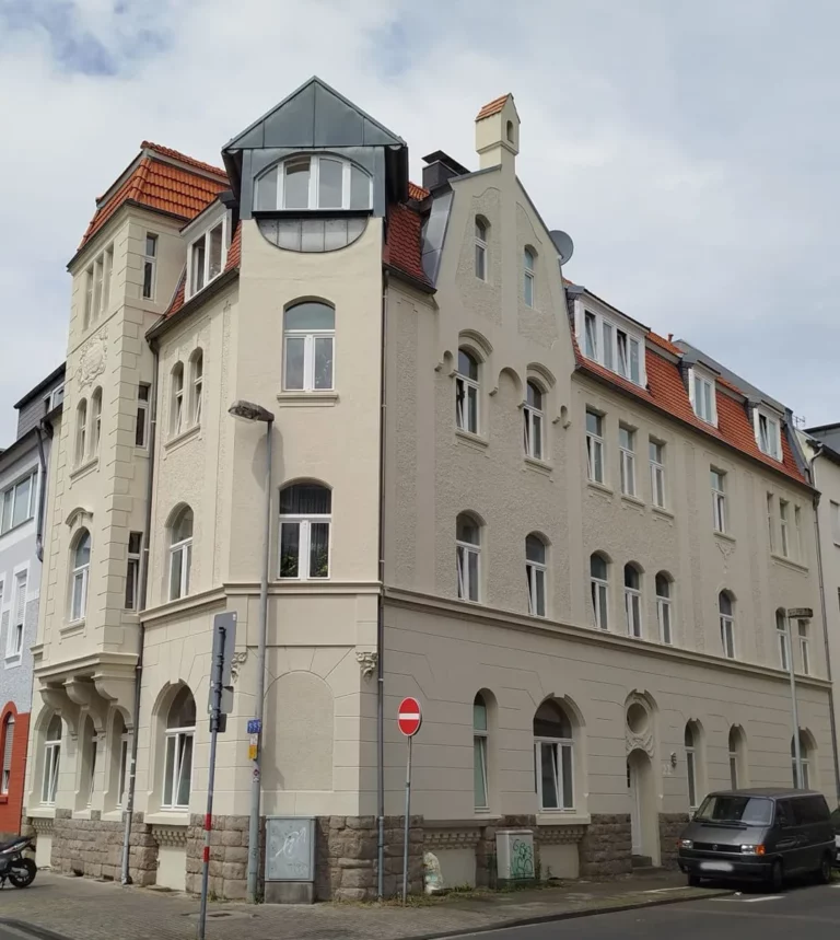 Schön und geräumig im Altbau