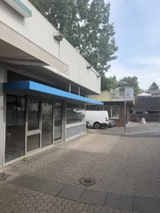 Großzügiges Ladenlokal zwischen Bahnhof & Frankfurter Straße mit Lastenaufzug + Nutzfläche im UG