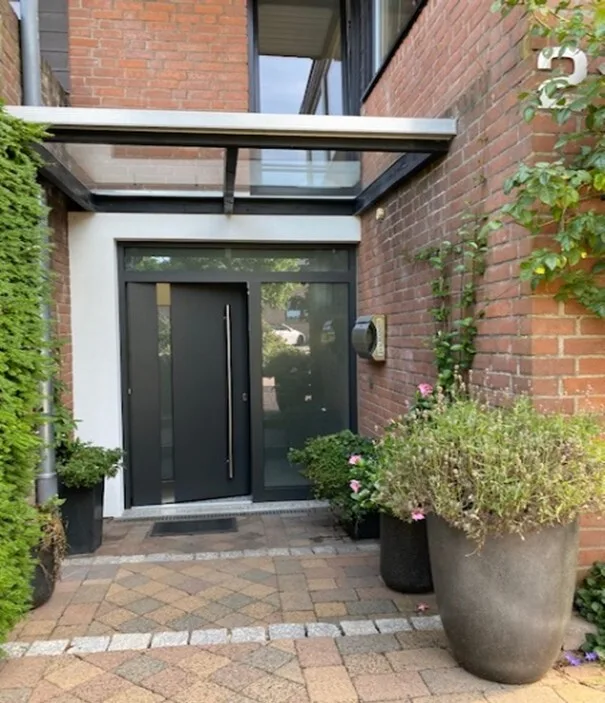 Interessantes Split- Level- Haus mit Carport in Hamminkeln