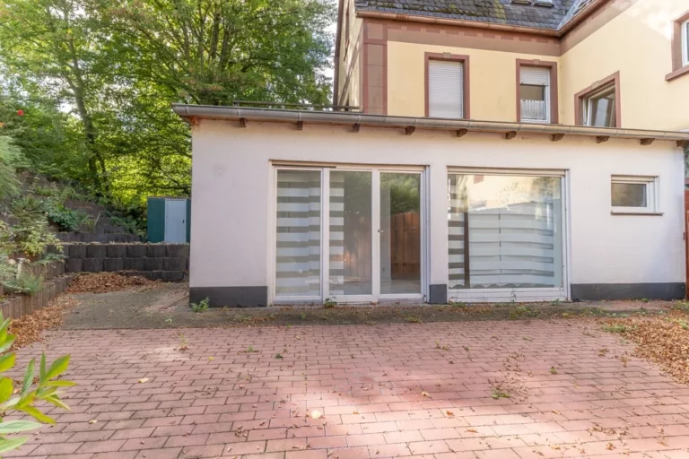 Ca. 92 m² große Terrassenwohnung mit Tageslichtbad und Stellplatz in Nachrodt-Wiblingwerde
