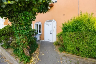 Frisch renoviertes Single- Appartement im EG mit großem Balkon im Herzen von HA Hohenlimburg-Elsey