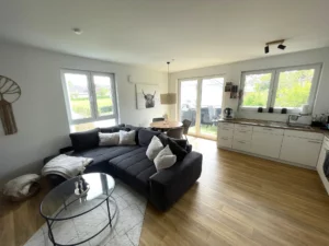 Moderne 3-Zimmer-Wohnung mit Balkon