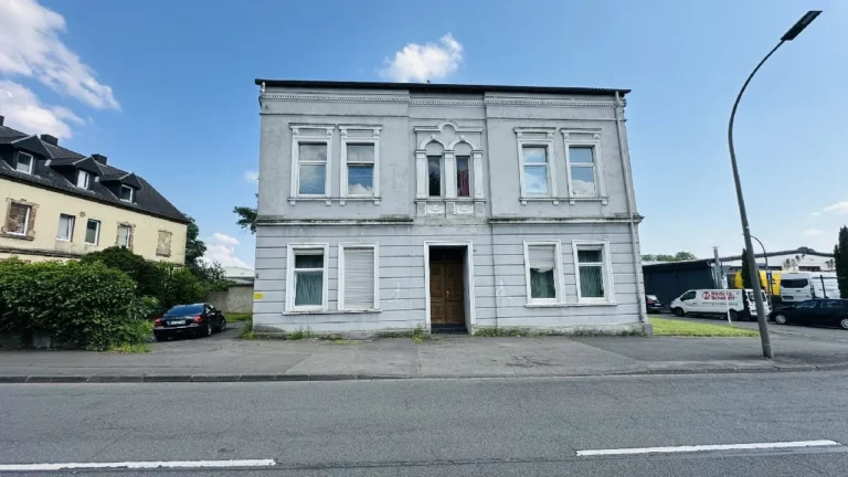 5-Familienhaus mit ca. 453,80m² Wfl. in Dortmund Marten zu verkaufen!