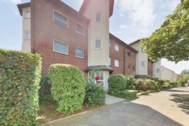 Kreatives Potenzial mit Sonnenplatz: 2-Zimmer-EG Wohnung mit Südterrasse und Tiefgaragenstellplatz