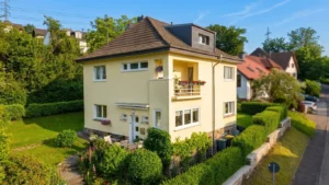 Umfassend saniertes Einfamilienhaus mit Garten in schöner Wohnlage im Süden von Eitorf