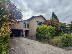 Jede Menge Platz – Großzügiges Zweifamilienhaus in Lichtenberg