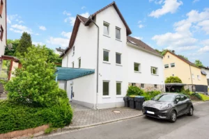 Zwei Häuser bieten zahlreiche Möglichkeiten, eingebettet in ruhiger Lage von Iserlohn-Lössel
