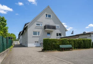 3-Zimmer-Wohnung mit Balkon, Stellplatz und eigenem Kellerraum
