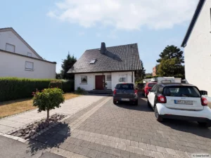 Einfamilienhaus in Königsborn mit Keller und Garten