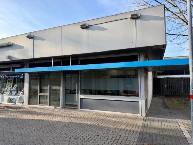 Tolles Ladenlokal mit Nutzfläche & Lastenaufzug, Anmietung möglich