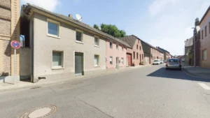 Freiraum für Ihre Vision: Charmantes Sanierungsprojekt mit Scheune & ca. 662 m² Grundstück