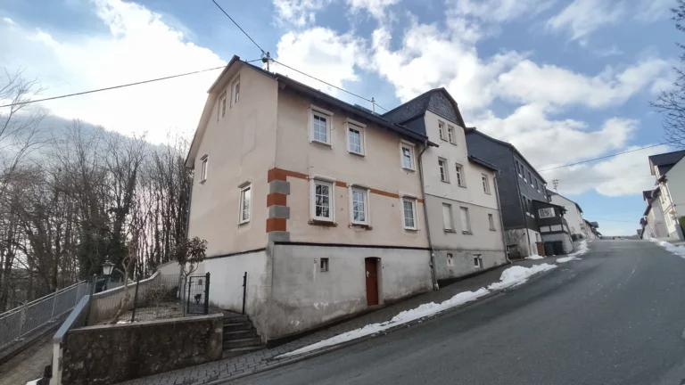 Charmante Doppelhaushälfte in Westerburg – ruhig gelegen und dennoch zentral