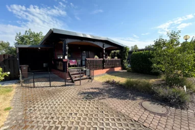 Gepflegtes Ferienhaus mit Carport und Veranda – Erstwohnsitz möglich!