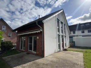 Klein – aber freistehend! Modernes Einfamilienhaus in guter Wohnlage von Repelen