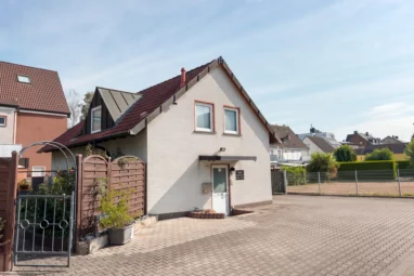 Gewerbehalle mit Büros in Unna